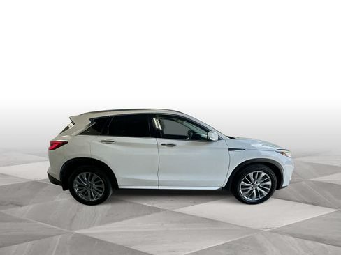 Used 2023 INFINITI QX50 Luxe FWD image 9