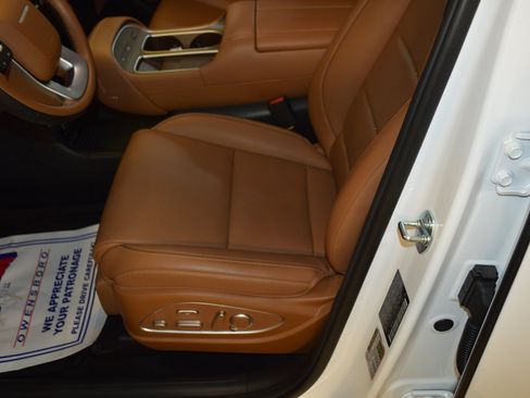 Used 2026 Hyundai Palisade Calligraphy AWD/4WD image 16