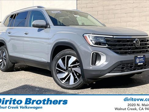 Certified 2025 Volkswagen Atlas SEL image 1