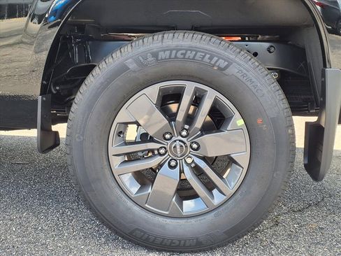 New 2026 Nissan Frontier SV w/ SV Convenience Package image 4