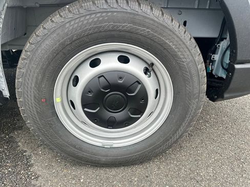 New 2025 Ford Transit 250 148 Medium Roof w/ Load Area Protection Package image 29