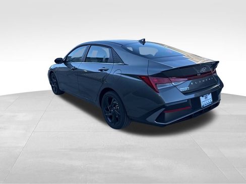 New 2026 Hyundai Elantra SEL Sport image 5