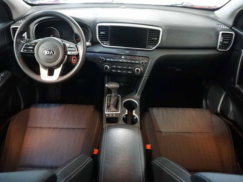 Used 2021 Kia Sportage LX image 17