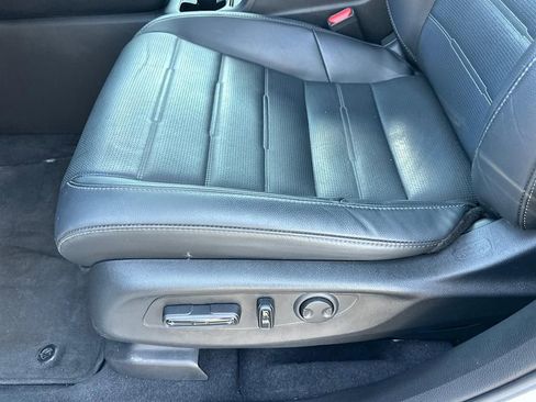 Used 2023 Honda CR-V EX-L image 17