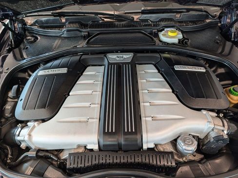 Used 2017 Bentley Flying Spur S W12 AWD/4WD image 38
