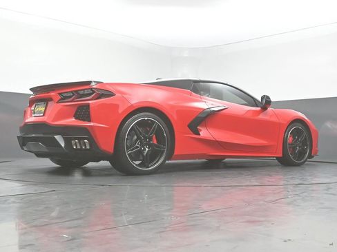 Used 2024 Chevrolet Corvette Stingray Preferred Conv w/ 2LT RWD image 41