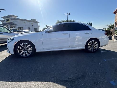 Used 2022 Mercedes-Benz E 350 Sedan image 3