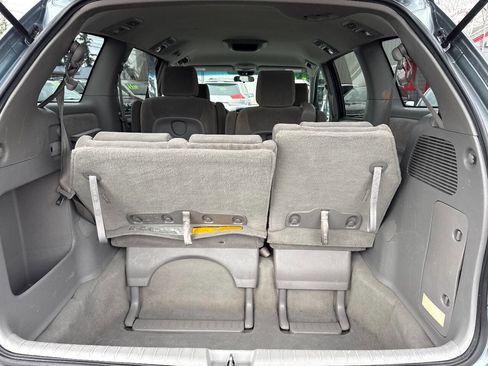 Used 2004 Toyota Sienna LE image 7