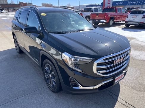 Used 2020 GMC Terrain SLT w/ Preferred Package AWD/4WD image 5