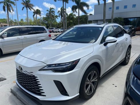 Used 2024 Lexus RX 350 Premium w/ Accessory Package (Z1) FWD image 4