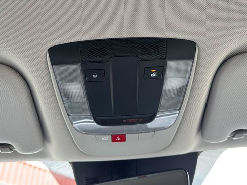 Used 2025 Kia Sorento EX FWD image 18