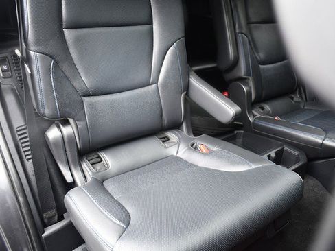 Certified 2024 Toyota Sequoia Platinum AWD/4WD image 29