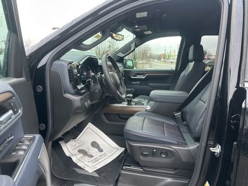New 2026 Chevrolet Silverado 1500 High Country w/ High Country Premium Package image 16