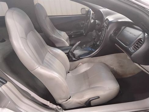 Used 1999 Chevrolet Corvette Coupe image 14