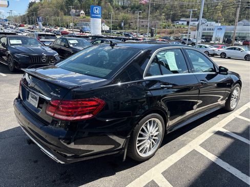 Used 2014 Mercedes-Benz E 350 4MATIC Sedan image 5