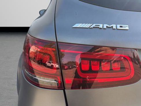Used 2022 Mercedes-Benz GLC 43 AMG 4MATIC image 30