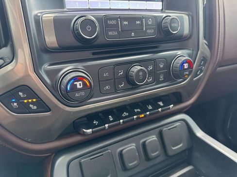 Used 2016 Chevrolet Silverado 2500 High Country w/ Duramax Plus Package AWD/4WD image 20