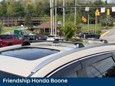 Used 2018 Honda CR-V Touring image 15