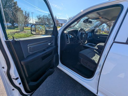 Used 2023 RAM 1500 Classic SLT w/ Trailer & Traction Group image 8