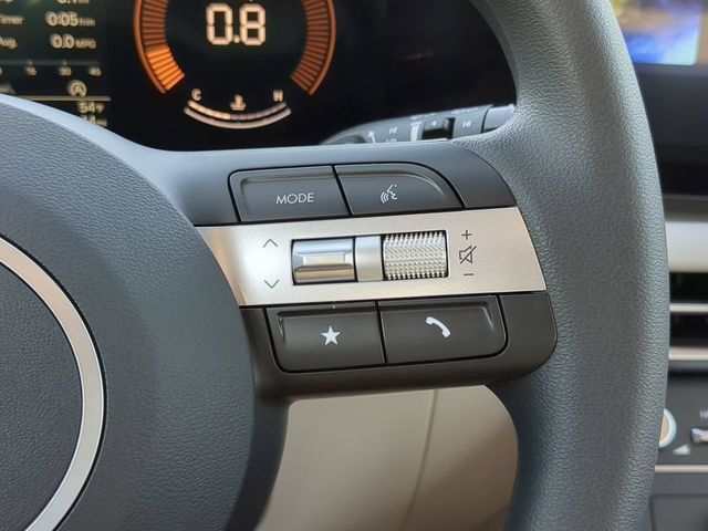 New 2025 Hyundai Tucson SE FWD image 23