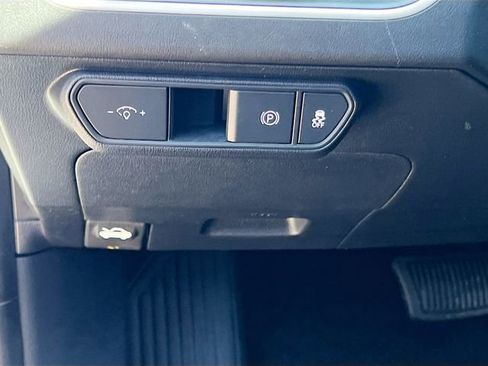 New 2026 Kia K4 LXS image 10