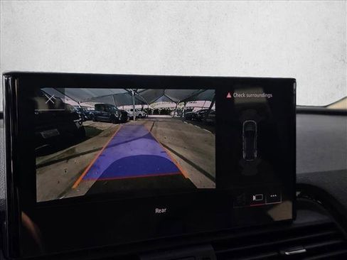 Used 2023 Audi Q5 2.0T Premium w/ Convenience Package image 12