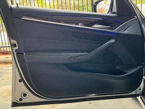 Used 2017 BMW 530i image 21