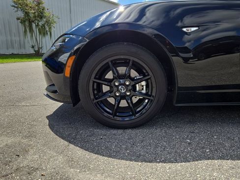 Used 2022 MAZDA MX-5 Miata Sport RWD image 14
