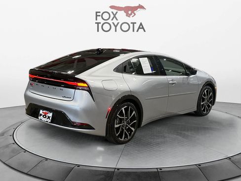 Used 2024 Toyota Prius Prime FWD image 6