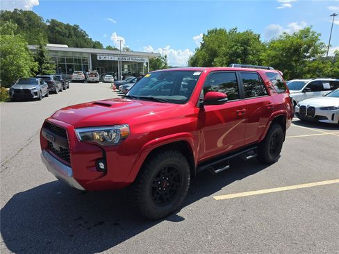 Used 2024 Toyota 4Runner TRD Off-Road Premium w/ Moonroof Package AWD/4WD image 7