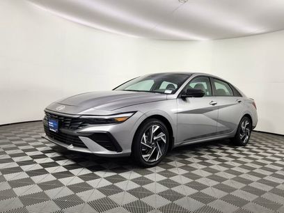 Certified 2025 Hyundai Elantra SEL