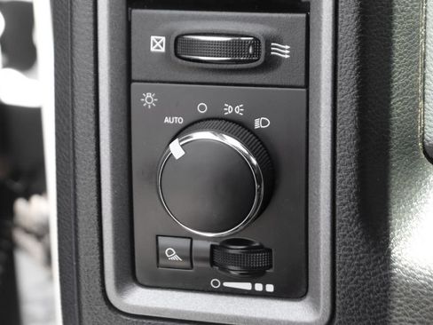 Used 2017 RAM 3500 Tradesman w/ Chrome Appearance Group AWD/4WD image 20