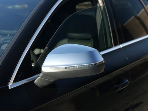 Used 2018 Audi SQ5 Premium Plus image 10