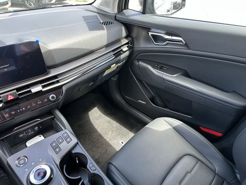 New 2026 Kia Sportage SX Prestige AWD/4WD image 12