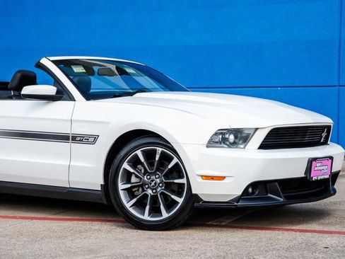 Used 2012 Ford Mustang GT Premium w/ Electronics Pkg image 51