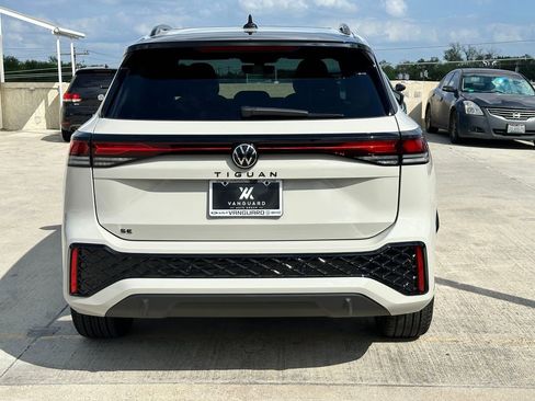 New 2026 Volkswagen Tiguan SE R-Line FWD image 6