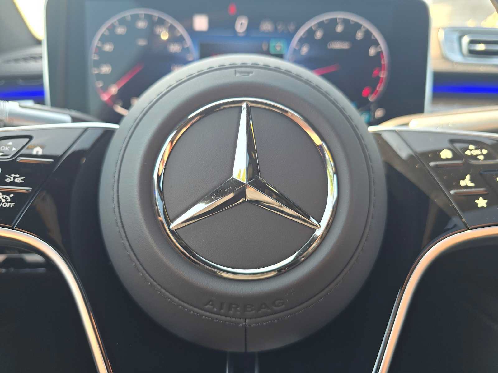 Used 2024 Mercedes-Benz S 580 4MATIC Sedan image 25