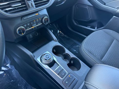 Certified 2025 Ford Escape Active image 13
