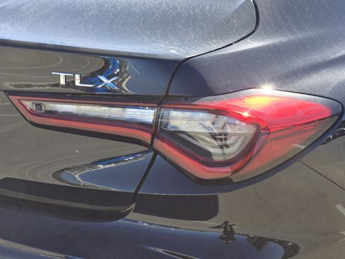 Used 2025 Acura TLX w/ Technology Package image 12