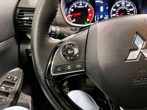 Used 2025 Mitsubishi Eclipse Cross SE image 19