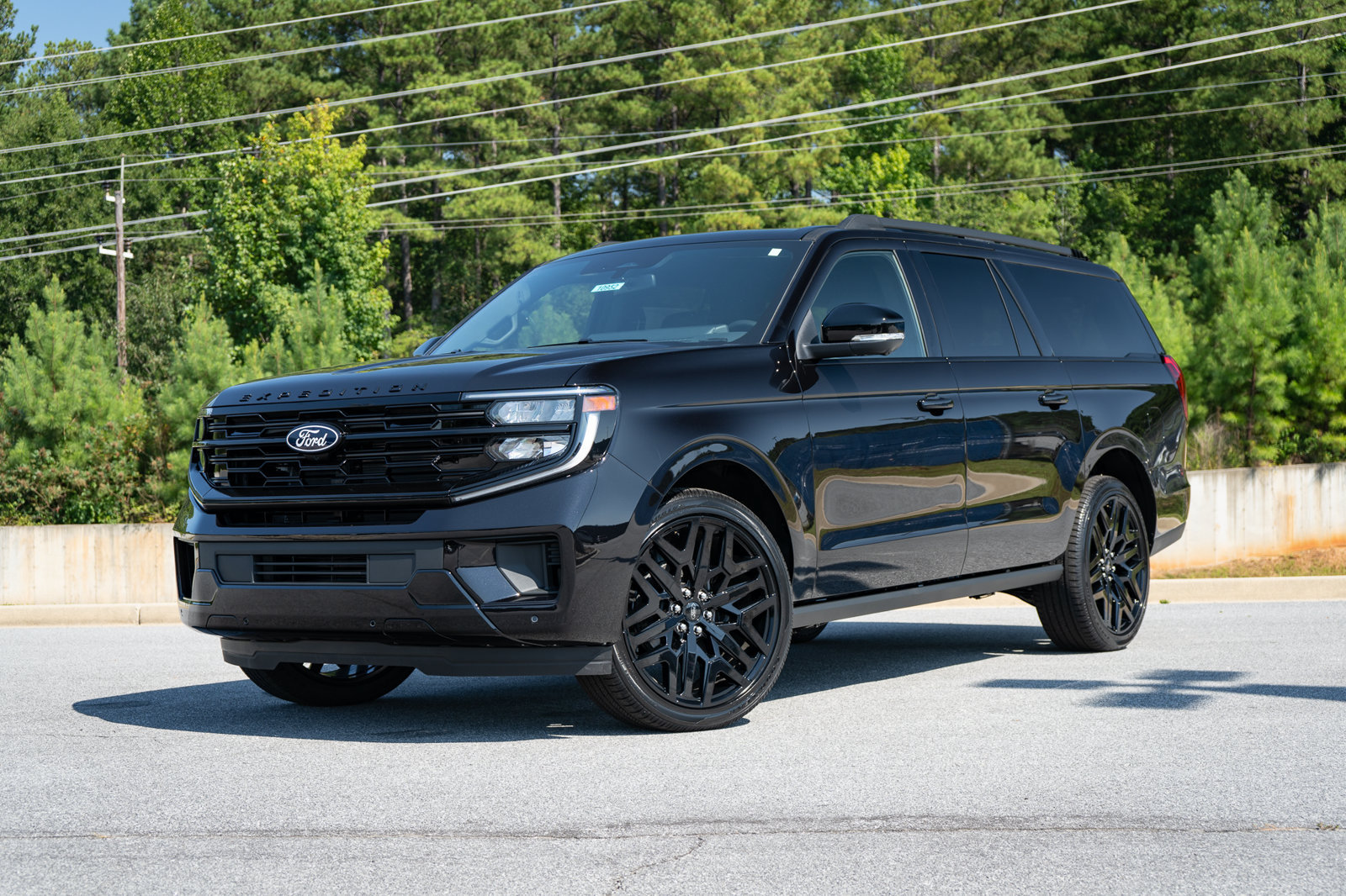 New 2027 Ford Expedition Max Platinum w/ Stealth Performance Package AWD/4WD image 2