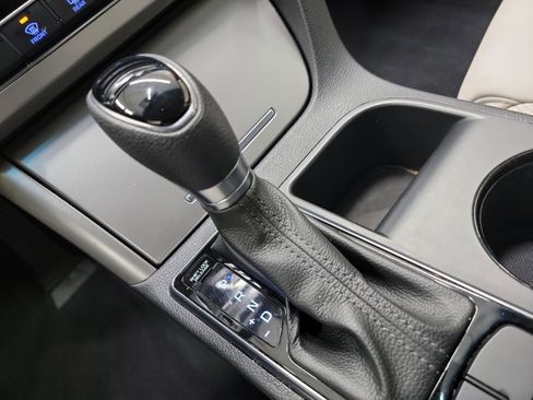 Used 2016 Hyundai Sonata SE image 26