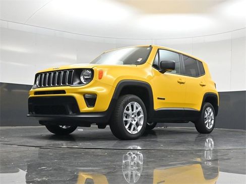 Used 2023 Jeep Renegade Latitude image 51