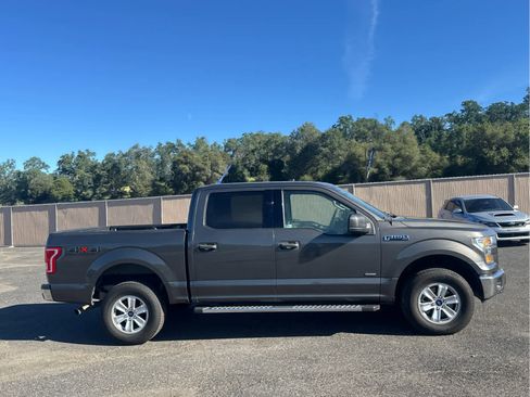 Used 2016 Ford F150 XLT w/ Trailer Tow Package AWD/4WD image 4