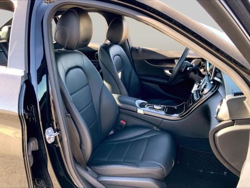 Certified 2018 Mercedes-Benz C 300 Sedan image 9