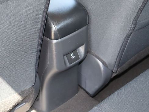 Used 2023 Nissan Versa SV FWD image 17