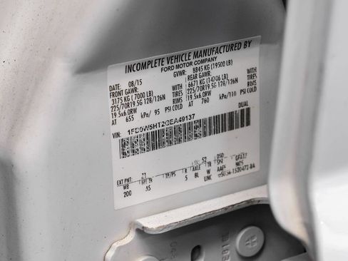 Used 2016 Ford F550 4x4 Crew Cab Super Duty image 52