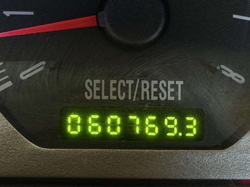 Used 2003 Ford Mustang Mach 1 RWD image 15