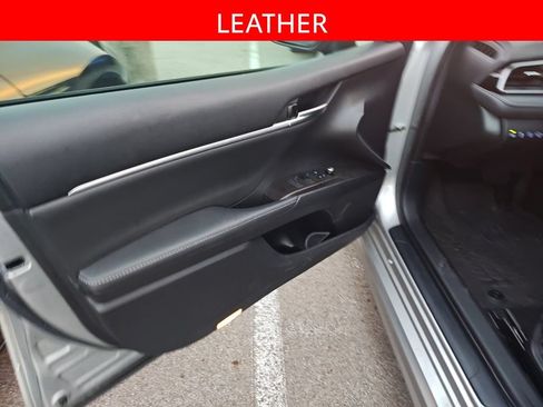 Used 2021 Toyota Camry XSE w/ Navigation Package FWD image 5