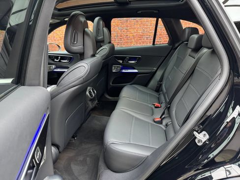 Used 2026 Mercedes-Benz GLC 300 4MATIC image 23